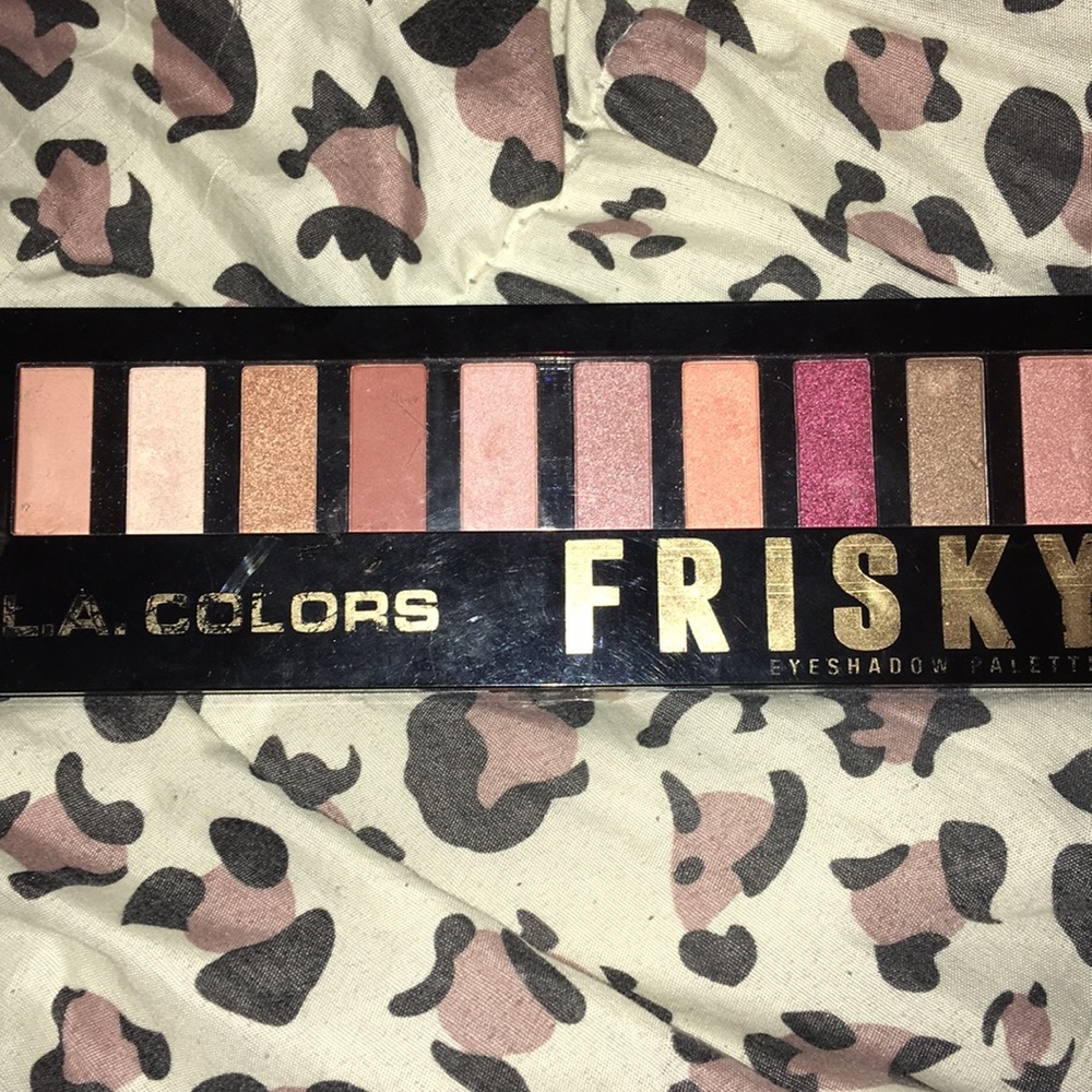 La colors Frisky Palette 10 shades!!